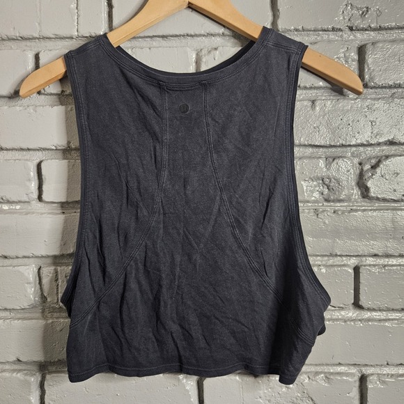Lululemon Womens Shirt 8 Muscle Love Crop Tank Expression Black - Picture 3 of 6